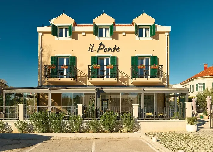לינה וארוחת בוקר Luxury Il Ponte 3*